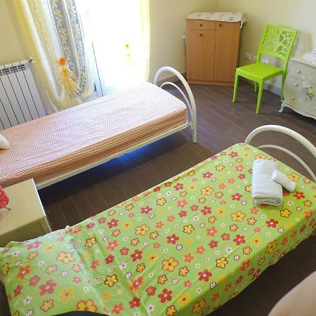 Appartamento Mariella Via Lipari N 8 باكينو المظهر الخارجي الصورة