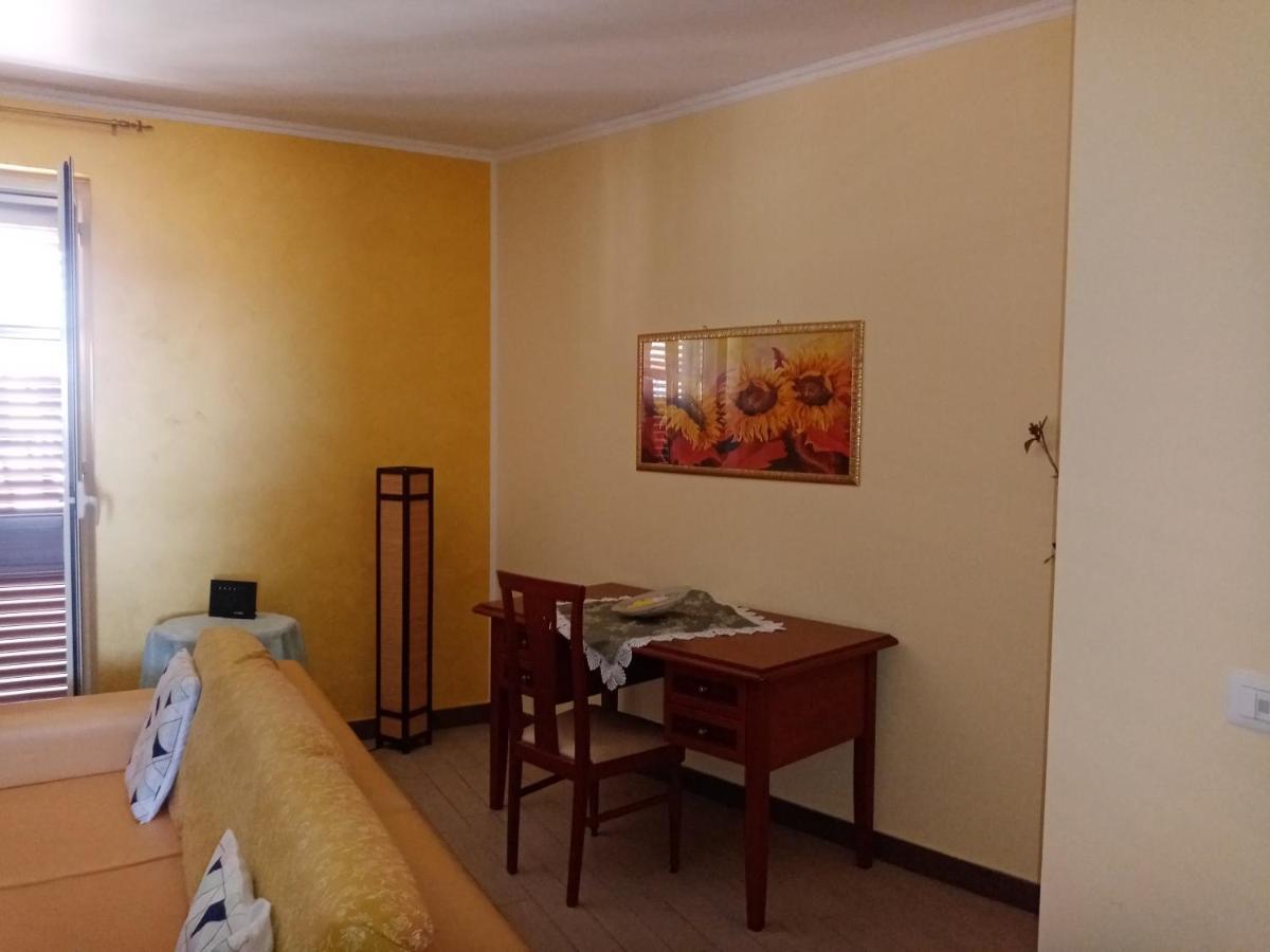 Appartamento Mariella Via Lipari N 8 باكينو المظهر الخارجي الصورة